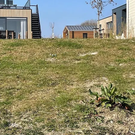 Nagelneues-beachhouse-mit-seeblick-und-40-m-entfernung-zum-ijsselmeer