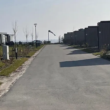 Nagelneues-beachhouse-mit-seeblick-und-40-m-entfernung-zum-ijsselmeer Holiday home